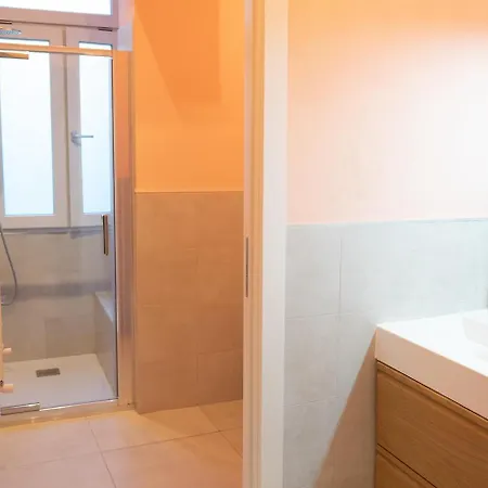 200m Mestre Station 3 Big Bedrooms With Ac Tv Apartment