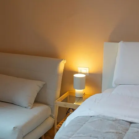 200m Mestre Station 3 Big Bedrooms With Ac Tv Apartment Venice